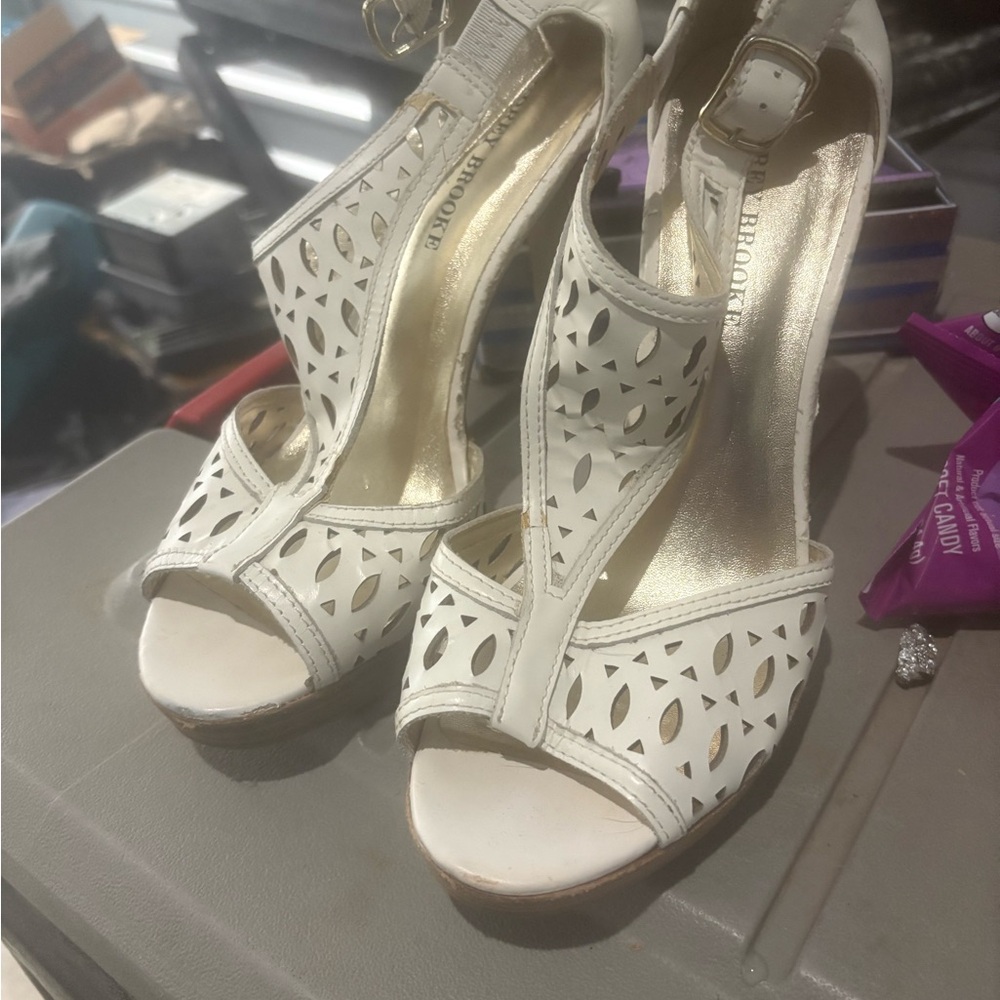 Audrey Brooke White Cutout Peep-Toe Heels